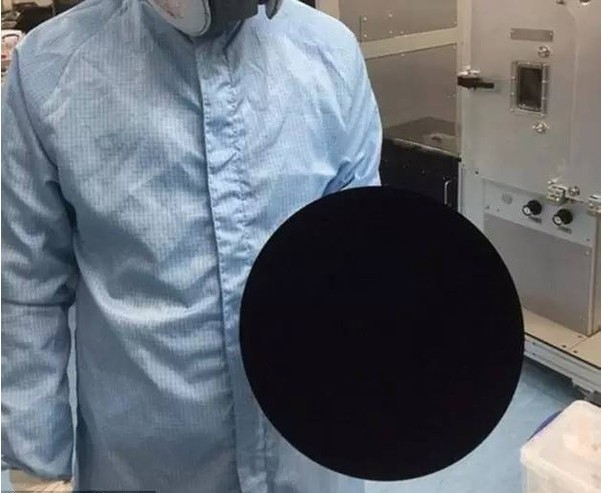 世界上最黑的吸收资料—Vantablack S-VIS