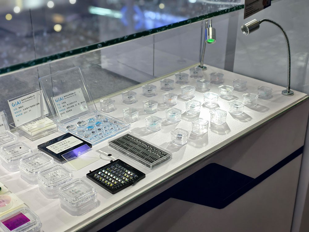 凯时尊龙人生就是博光电CMEF2025非球面光学展品