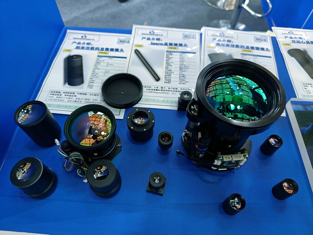 滤光片 2025上海光博会透镜展品